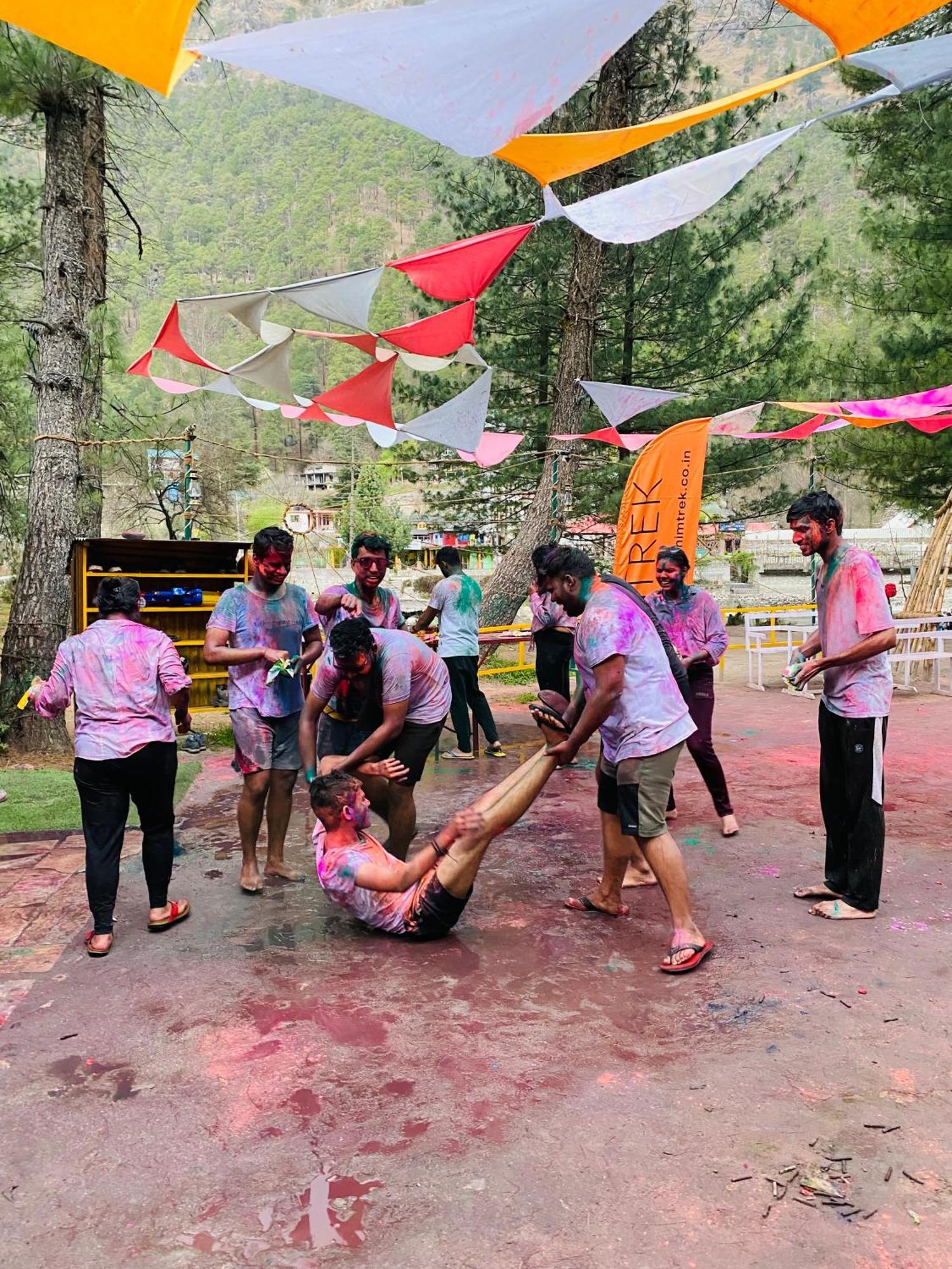 Himtrek Riverside Camps, Kasol Buitenkant foto
