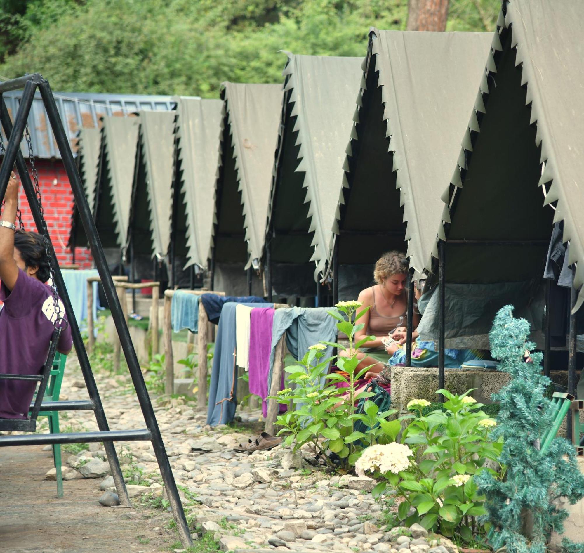 Himtrek Riverside Camps, Kasol Buitenkant foto