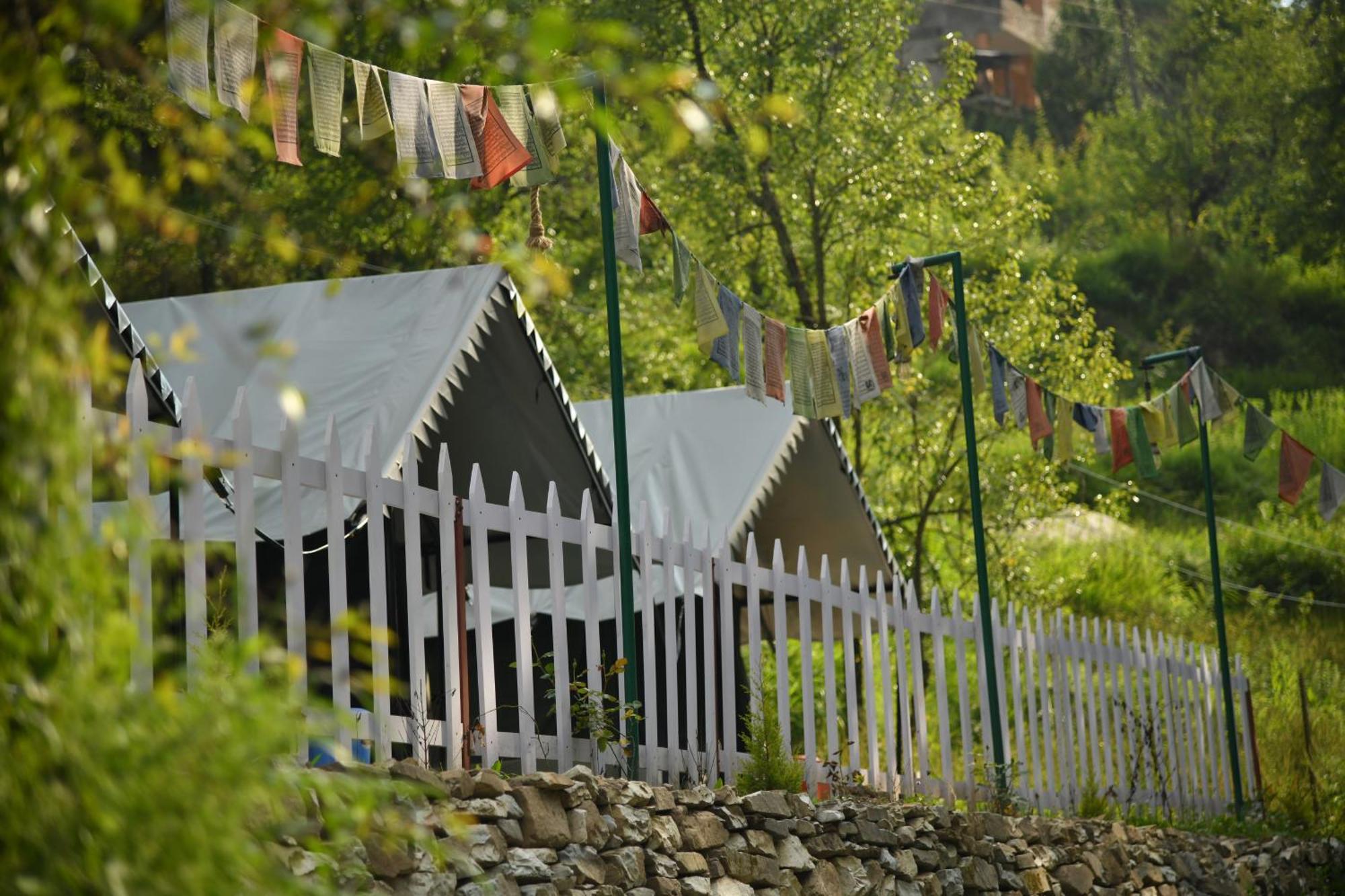 Himtrek Riverside Camps, Kasol Buitenkant foto