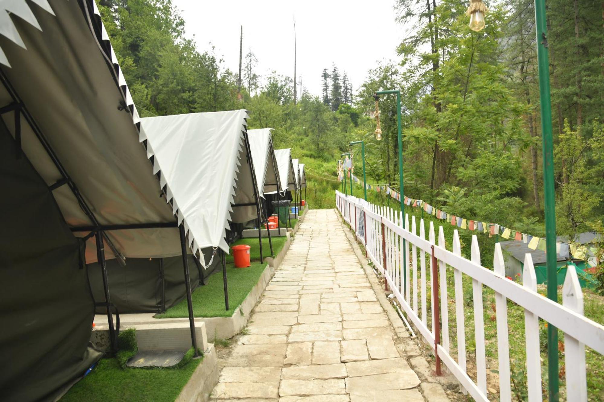 Himtrek Riverside Camps, Kasol Buitenkant foto