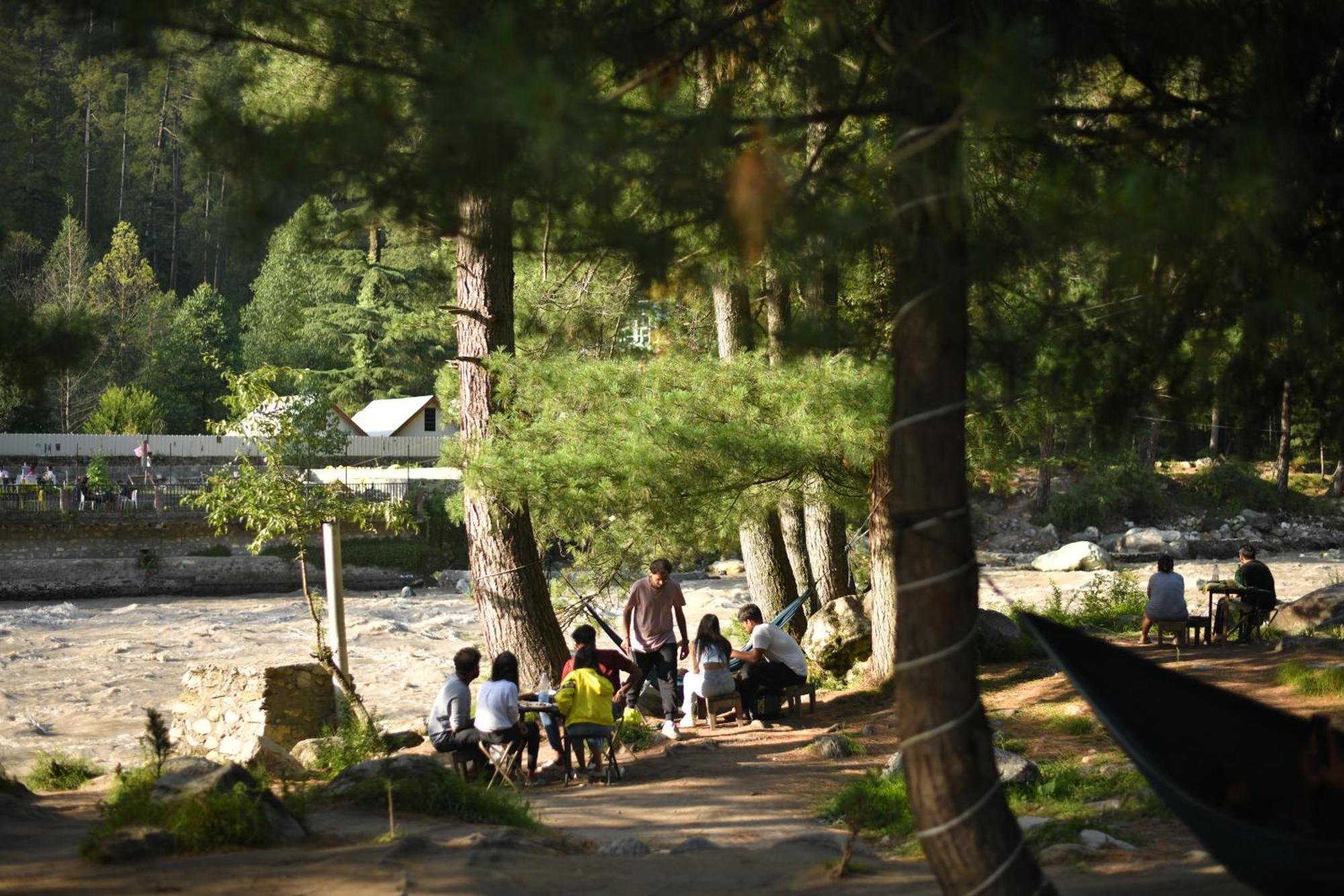 Himtrek Riverside Camps, Kasol Buitenkant foto