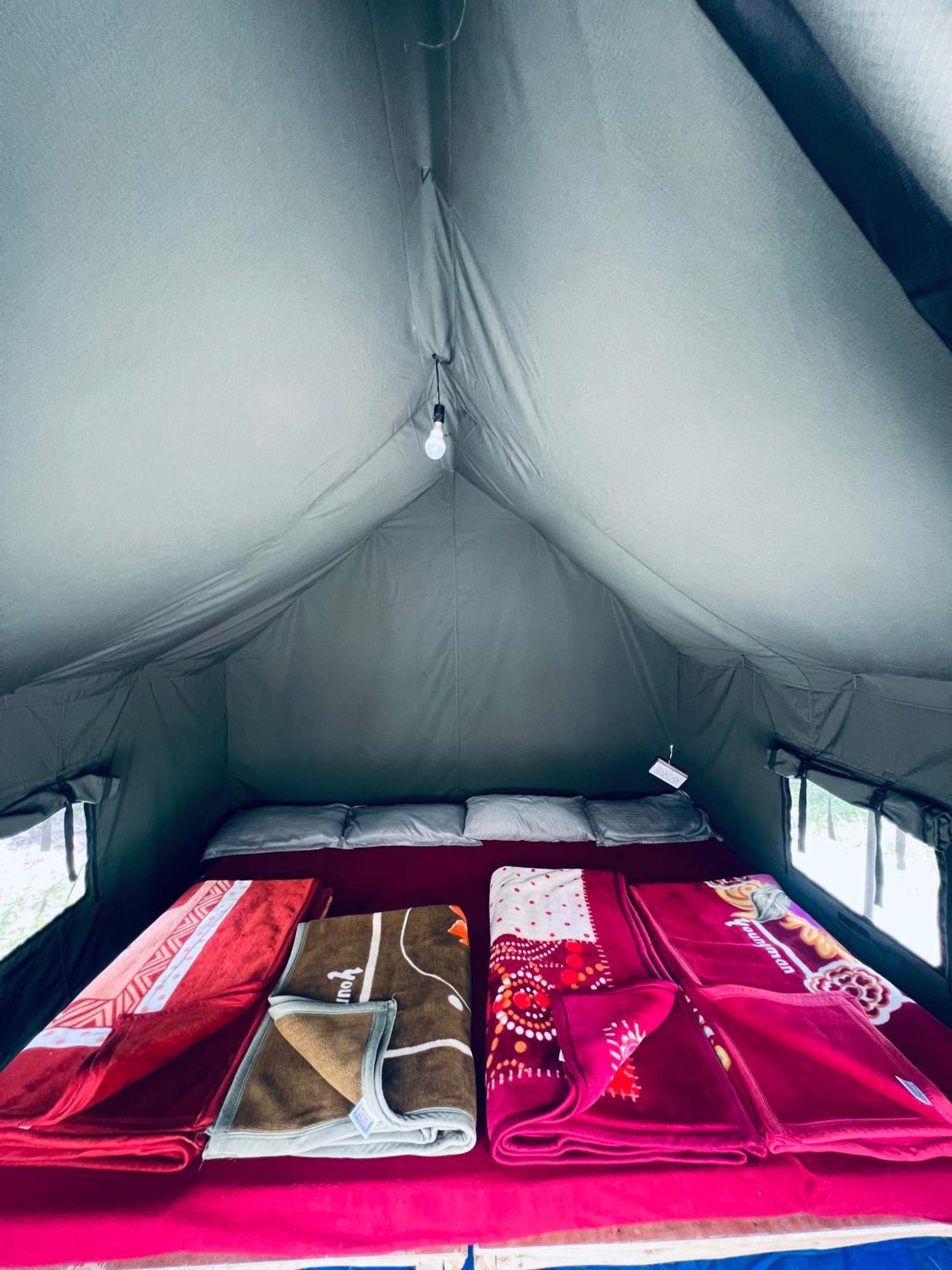 Himtrek Riverside Camps, Kasol Buitenkant foto
