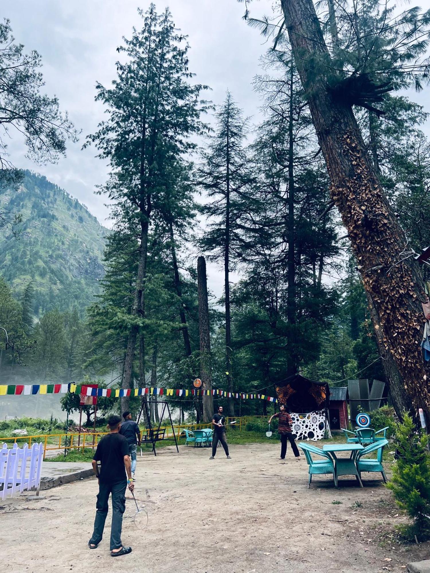 Himtrek Riverside Camps, Kasol Buitenkant foto